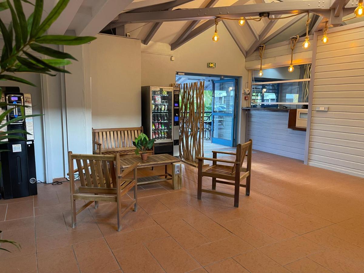 Karaibes 2* Le Gosier (Grande-Terre)