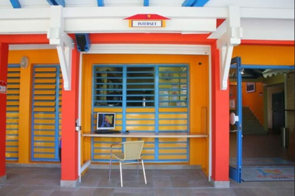 Karaibes 2* Le Gosier (Grande-Terre)