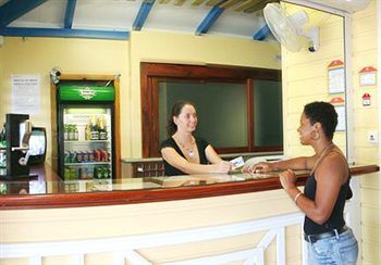 Karaibes 2* Le Gosier (Grande-Terre)